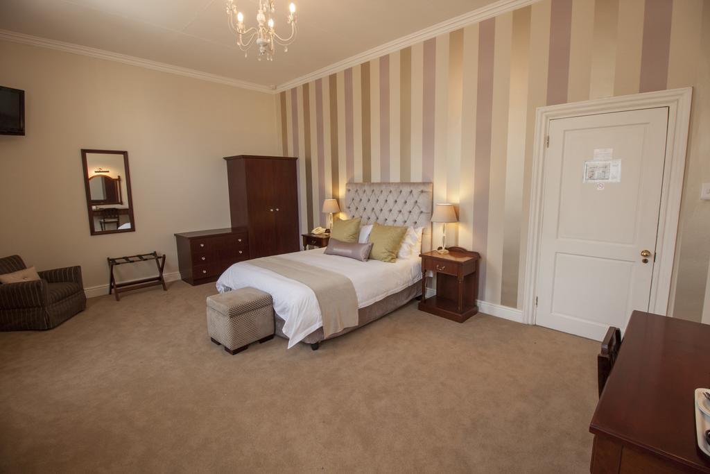 King Edward Hotel Port Elizabeth Room photo